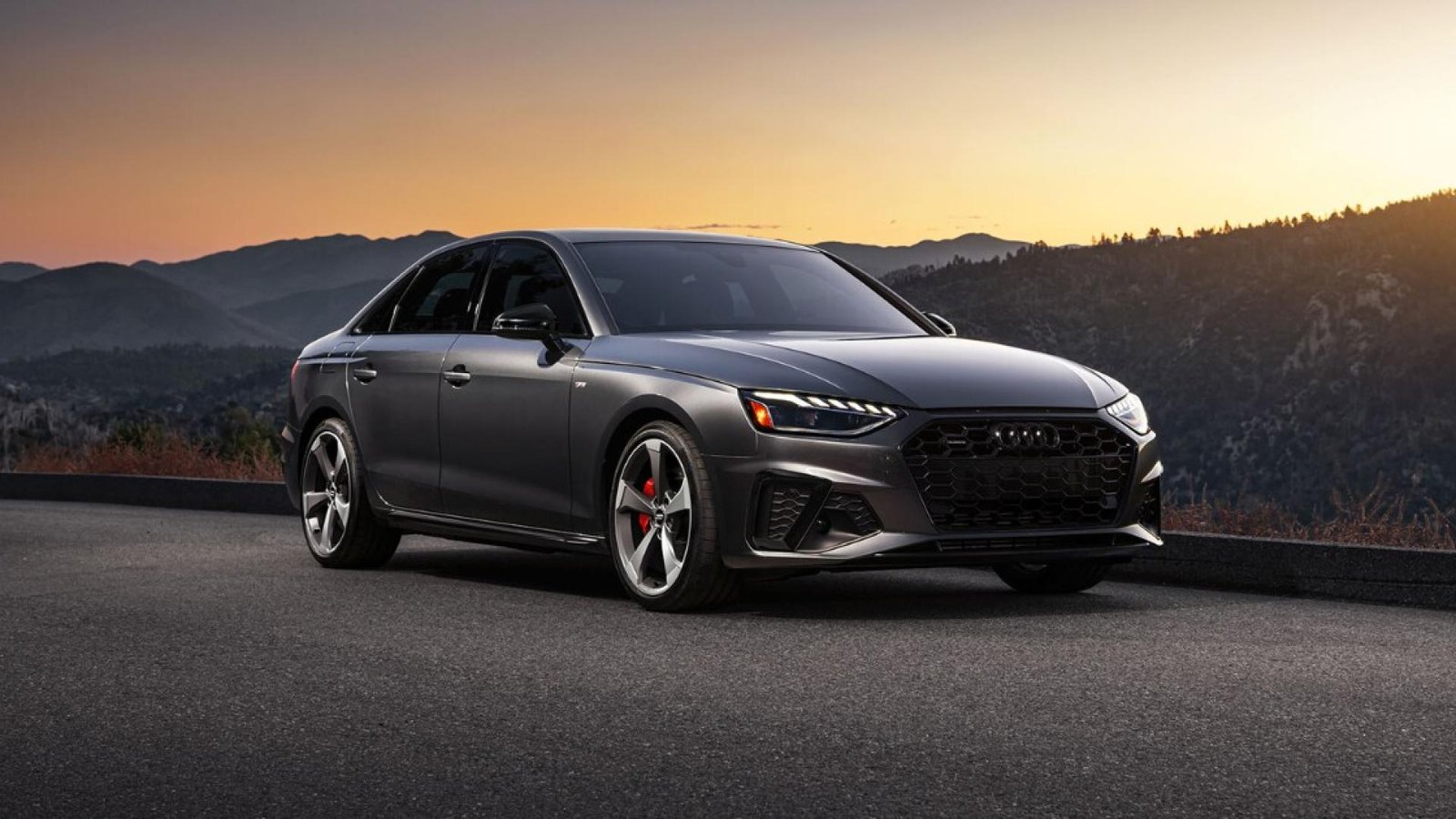 Audi A4 Premium Plus quattro 2024