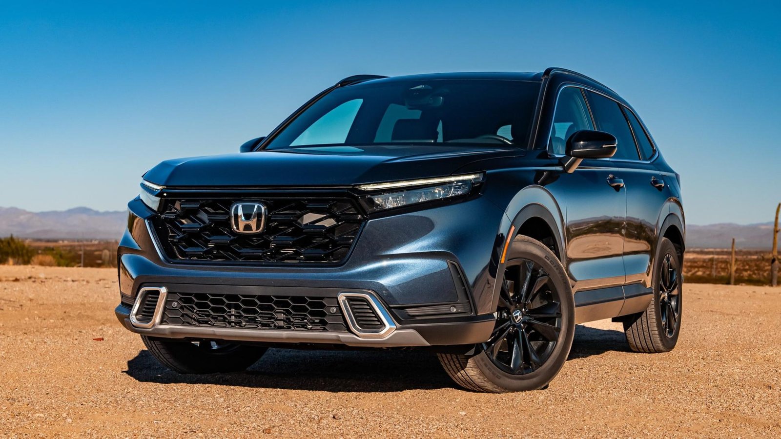 Honda CR-V Touring Hybrid AWD 2024