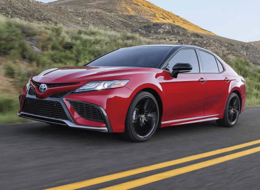 Toyota Camry XLE Hybrid 2024